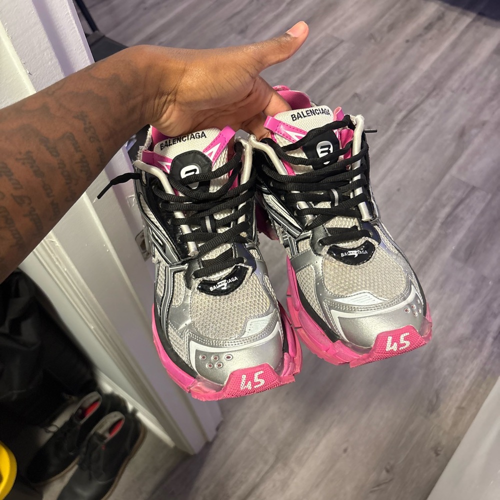 balenciaga runners 45eu